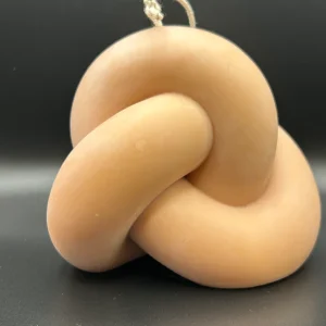 Large Minimalist Knot Candle - Cream, Lemon-Basil & Lime